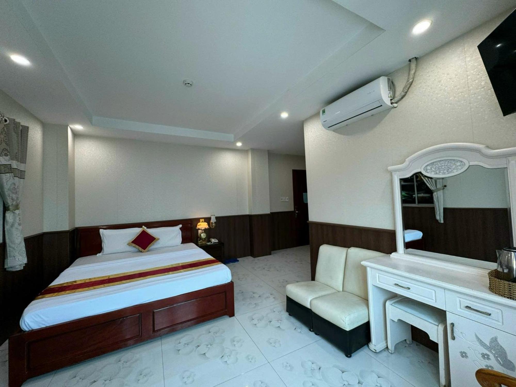 Thanh Dat Hotel Bac Lieu Exterior foto